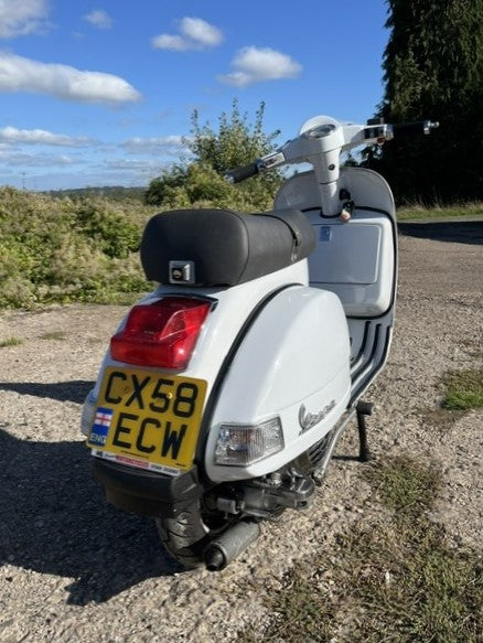 VESPA PX125 DISC 2008 ( 1200 KM from new! )