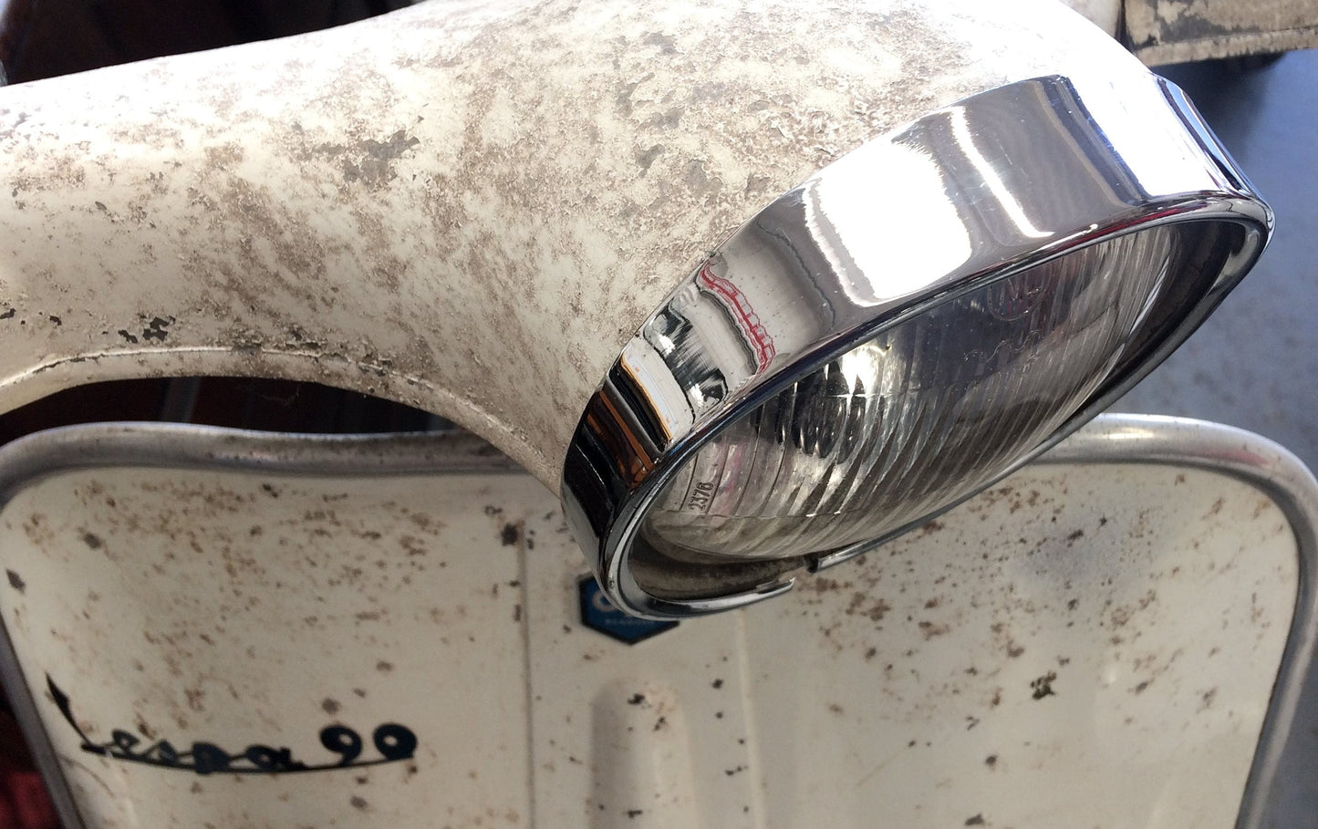 Vespa SIEM headlamp rim 123mm V50 / V90