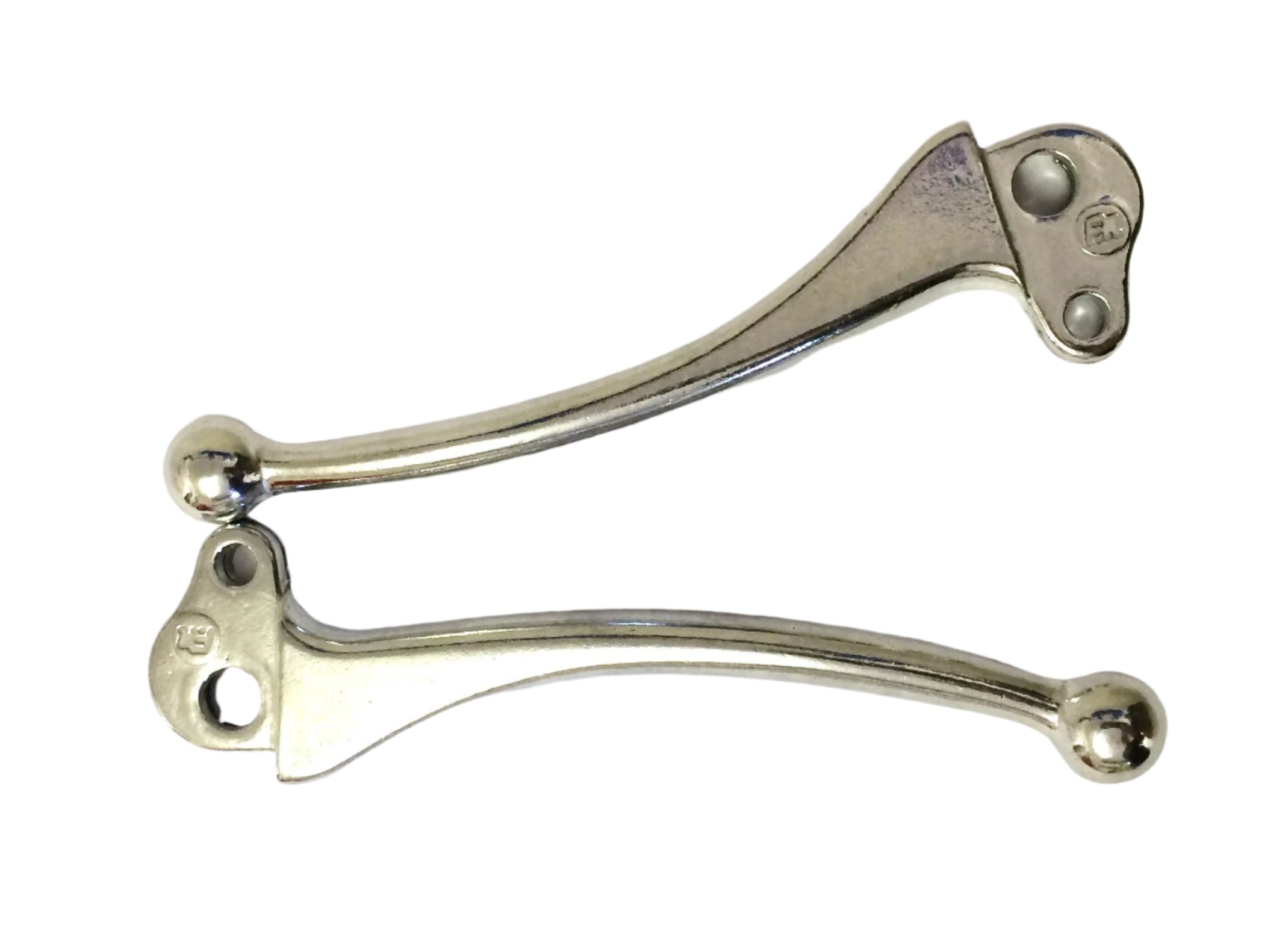 thumbnail image 2 of OEM Quality Pair Chrome Clutch & Brake Levers For Vespa PX 125 150 200 Disc Brake – Made In Italy 2 of 3