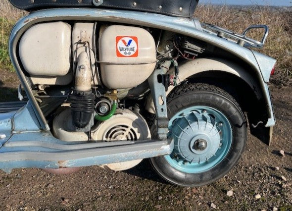 LAMBRETTA Li125S ( SPECIAL 125 )  1966 ORIGINAL PAINT !