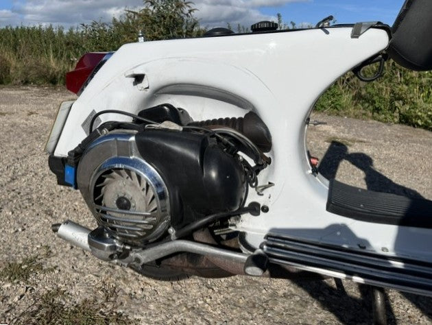 VESPA PX125 DISC 2008 ( 1200 KM from new! )