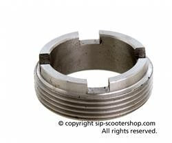 Vespa small frame front hub retainer screw L/H