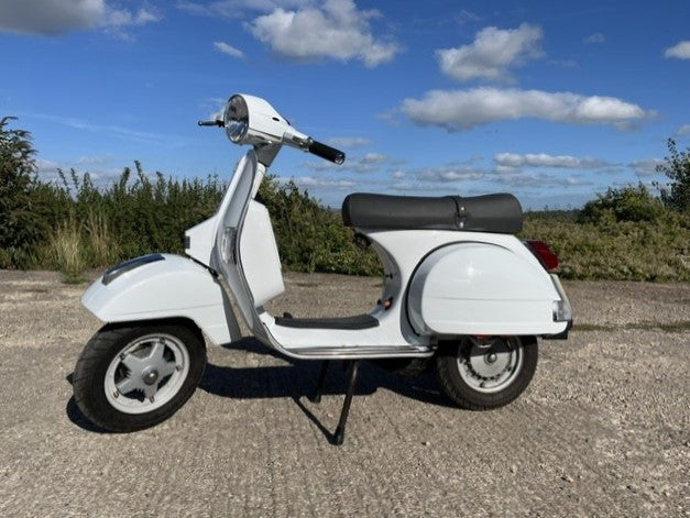 VESPA PX125 DISC 2008 ( 1200 KM from new! )