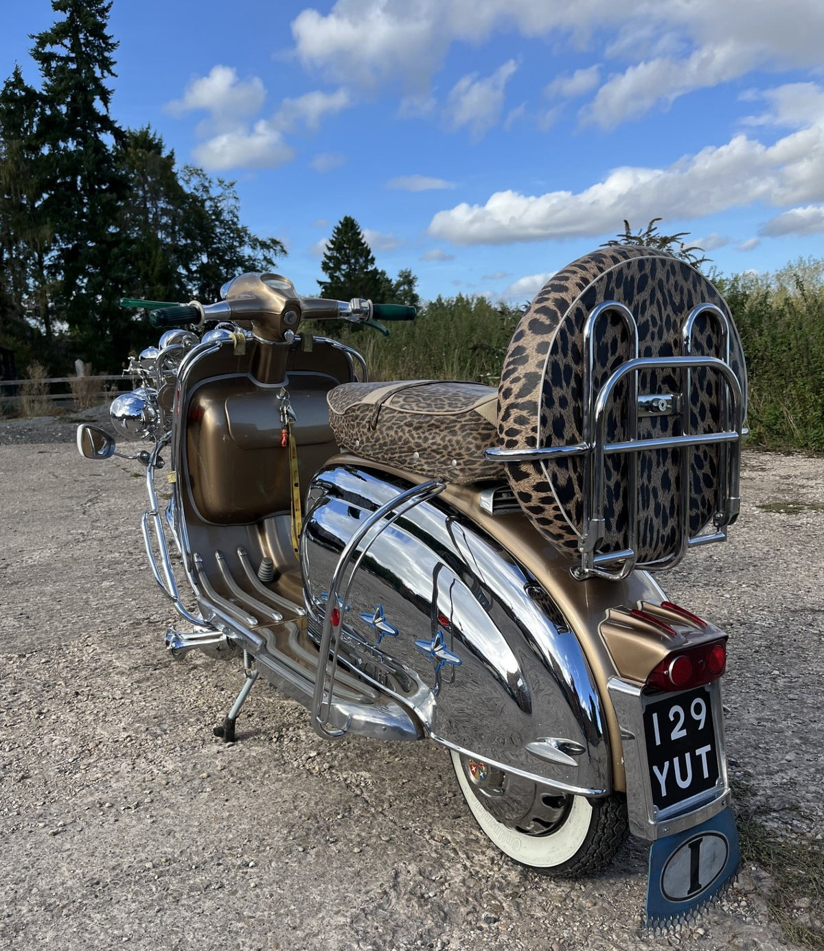 LAMBRETTA TV175 "GOLDIE" MEGA MOD ICON !