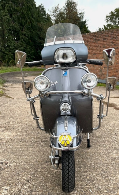 Vespa SPRINT MotoVespa 1965. Px 180 (125)