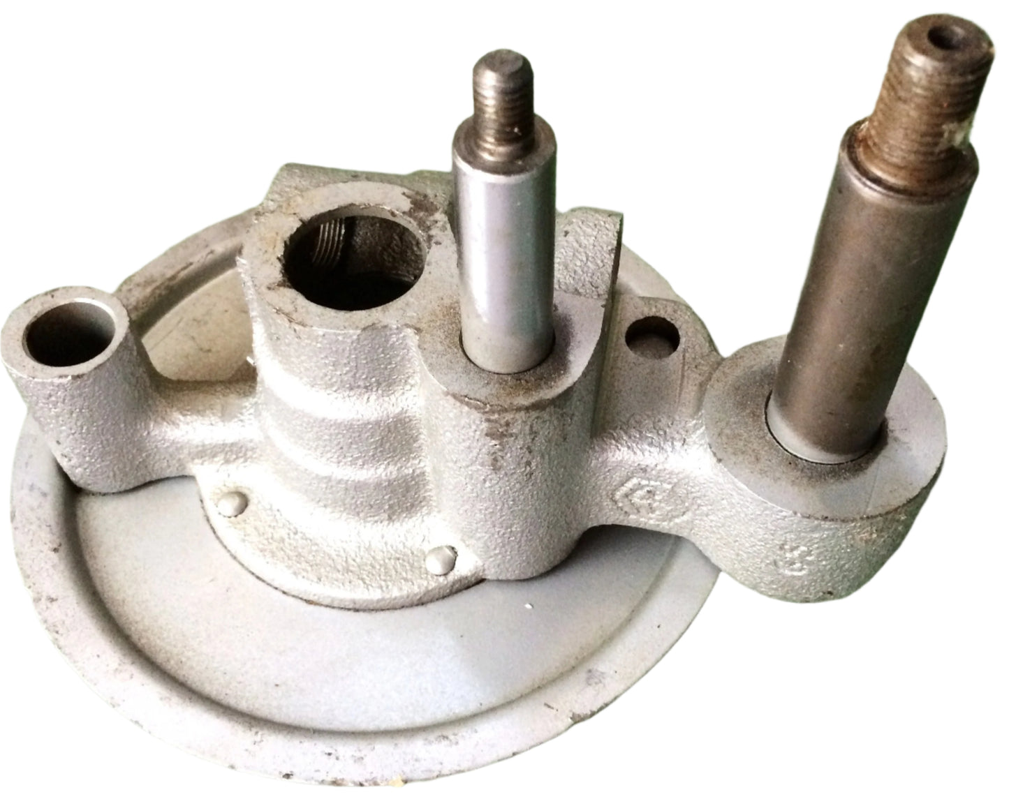 Vespa front hub V50/90/SS90/ET3