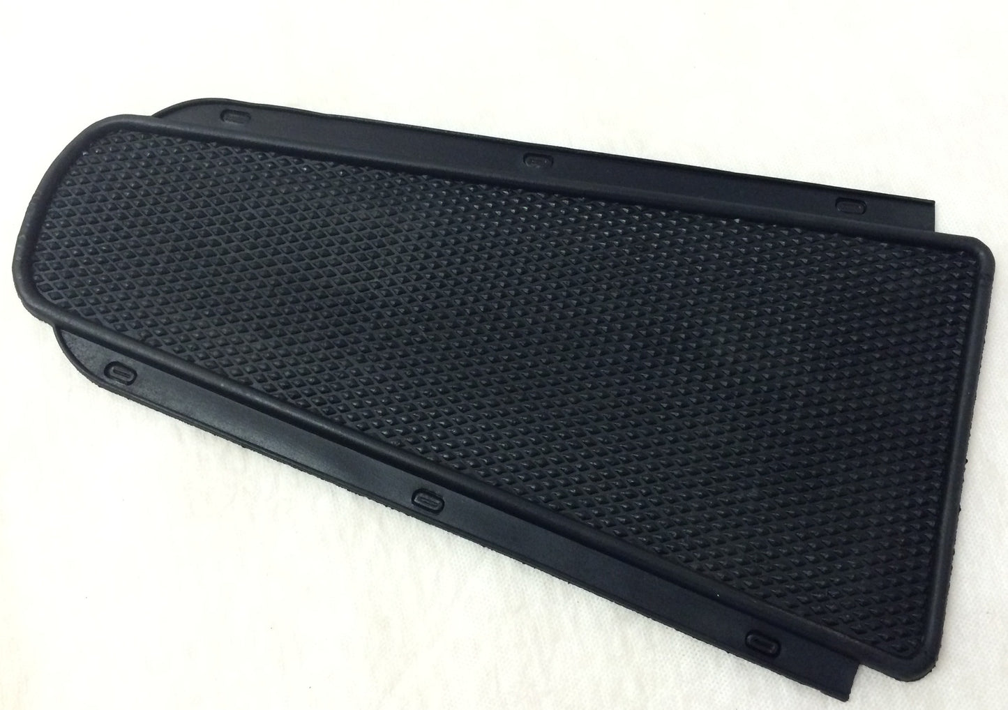 Vespa black rubber centre mat VMA,VMB,ET3,90 Racer