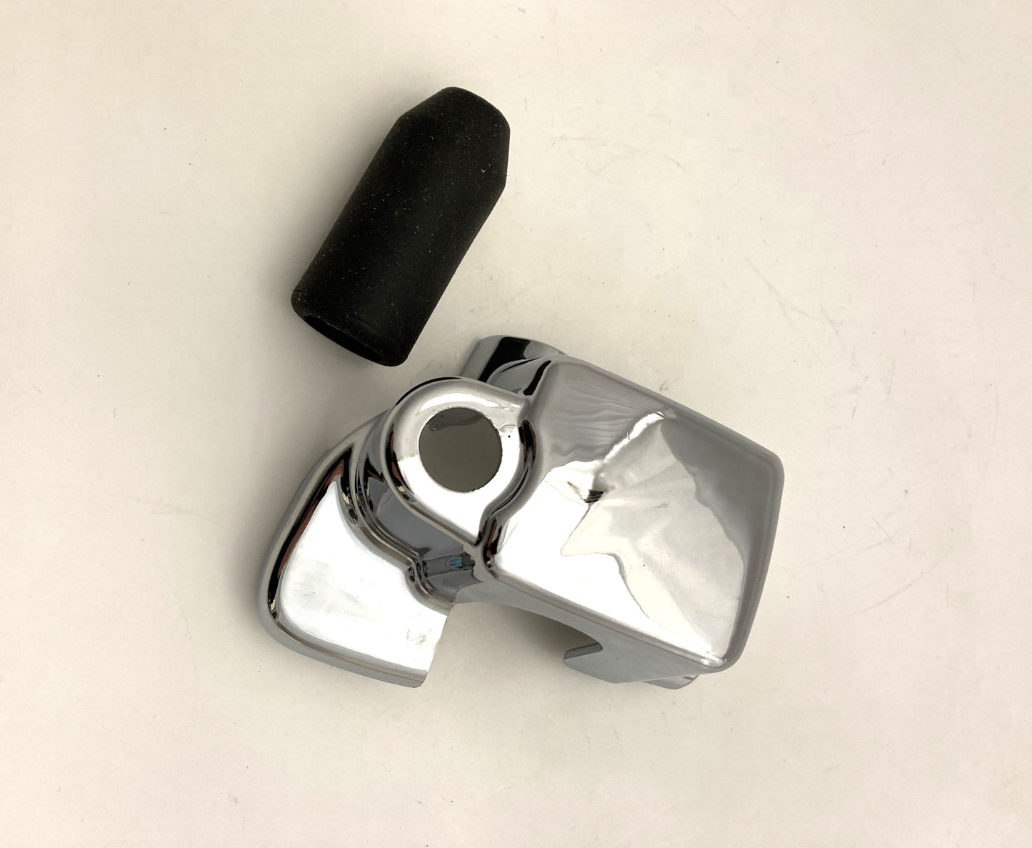 Vespa GTV/LXV R/H master cylinder cover