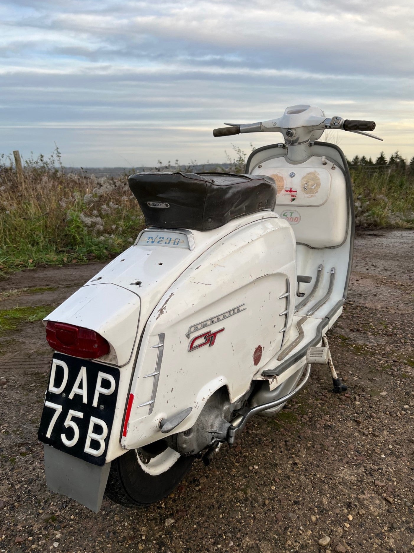 LAMBRETTA TV200 1964 ORIGINAL PAINT !
