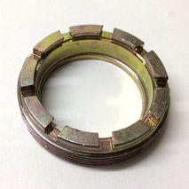 Vespa bearing retainer L/H thread GS160 / SS180 